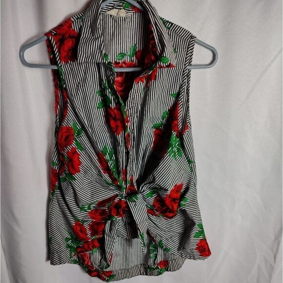 Hint of blush blouse - Picture 1 of 5